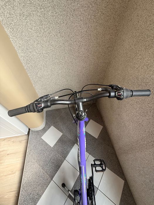 Велосипед 24" Cross Alissa, цвят лилав