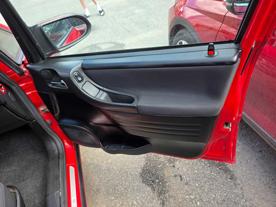 Автомобиль Opel Zafira