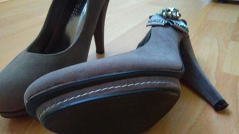 Нови обувки