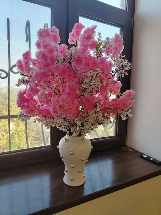 Искусственный цветы и растения