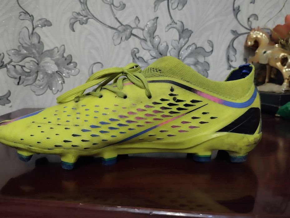Продаю бутсы Adidas x world cup