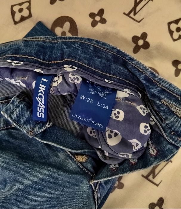 Фирменные джинсы на подростка