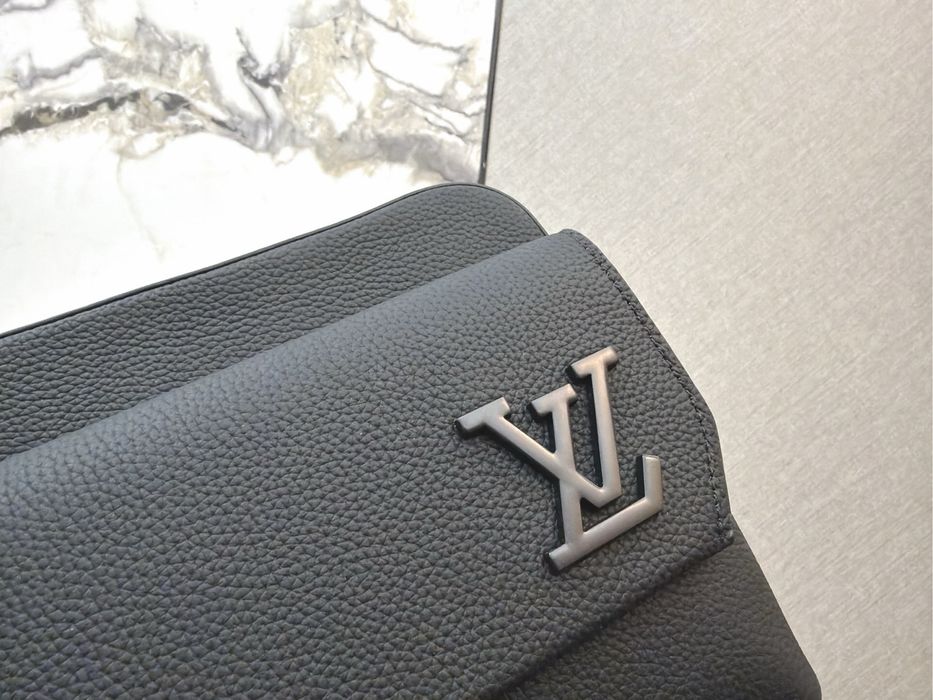 Барсетка LV Гуанджоу