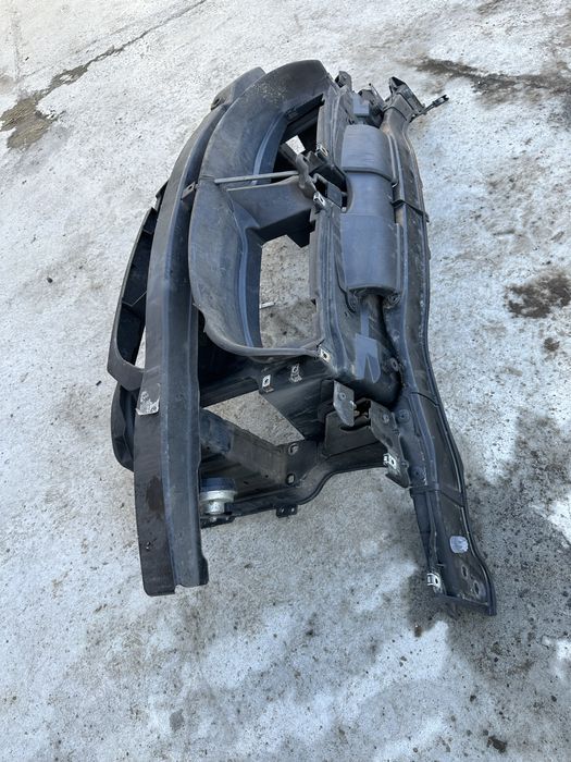 Маска очиларка BMW E90 E91 LCI Facelift бмв е90 е91 фейс