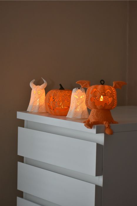 Светеща Хелоуин тиква за декорация