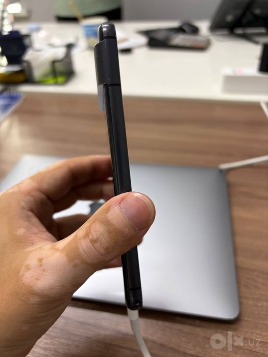 Продаётся pixel 8 8/128gb