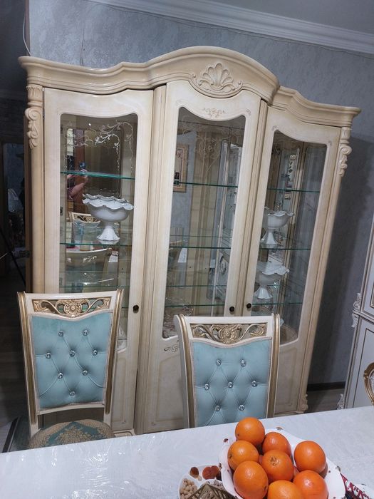 Сервант для гостиной