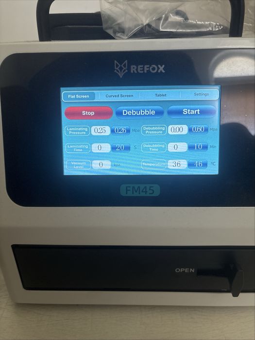 Refox FM-45 – машина за ламиниране и дебъблинг с аксесоари и molds