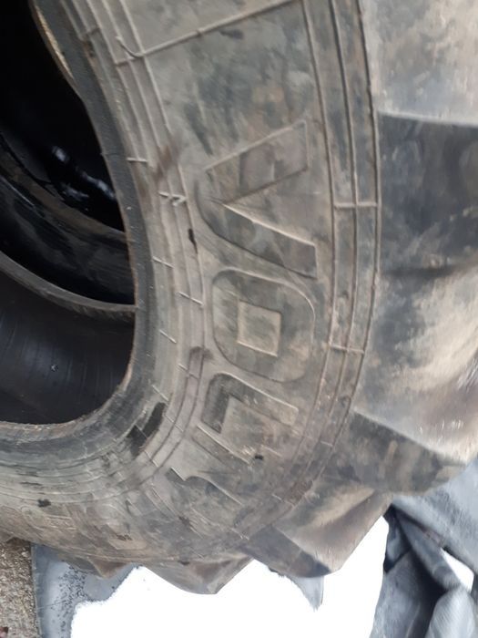 Anvelope tractor 360/70R24 12,4