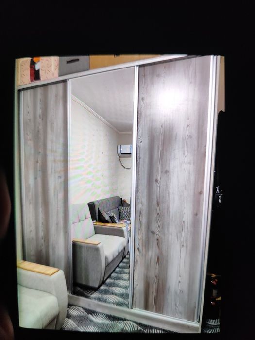 Продается купейный шкаф