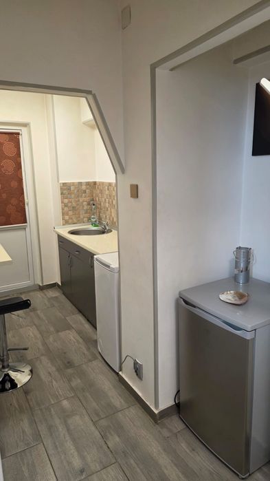 Închiriez Garsoniera Centru Regim Hotelier