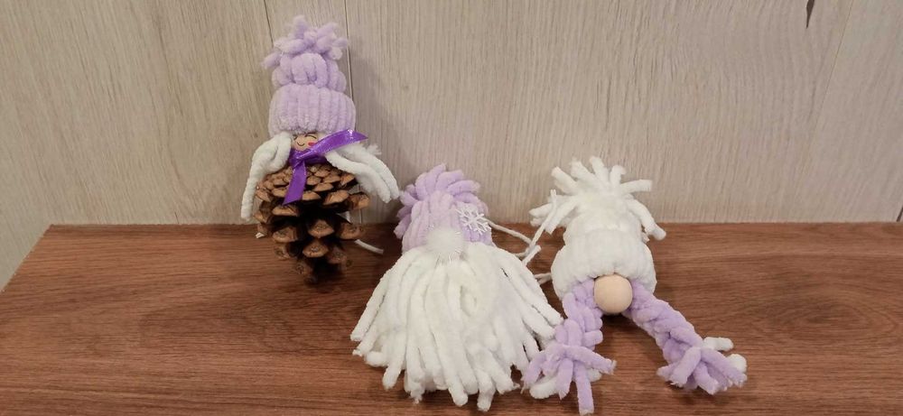 Коледни гномчета и декорация