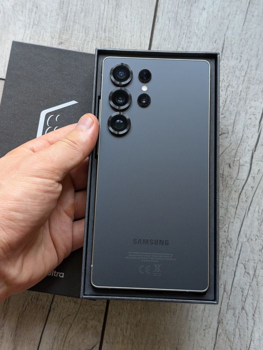 Samsung S25 Ultra 256 gb Ram 12 5G