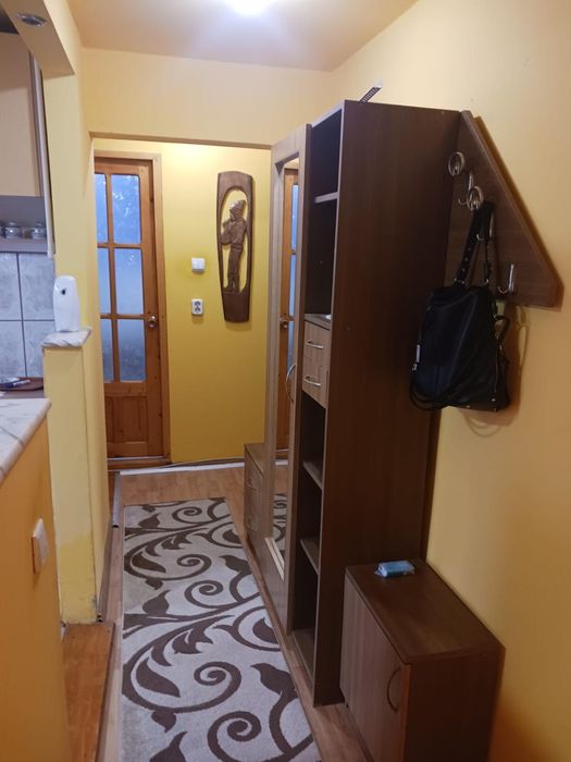 Apartament 2 camere decomandat + balcon, mobilat, centrală gaz | Vulcan