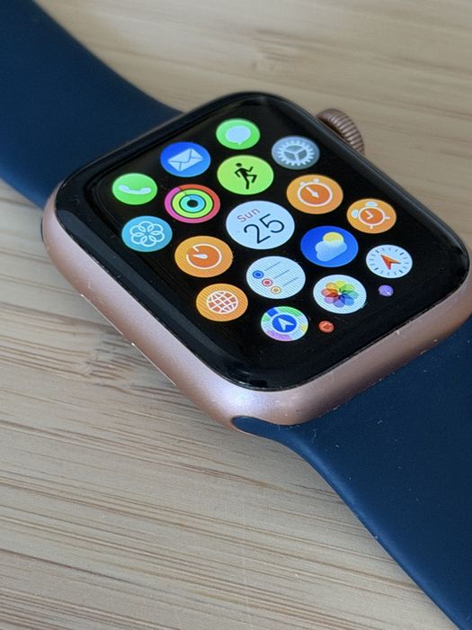 Apple Watch SE, 1st Gen