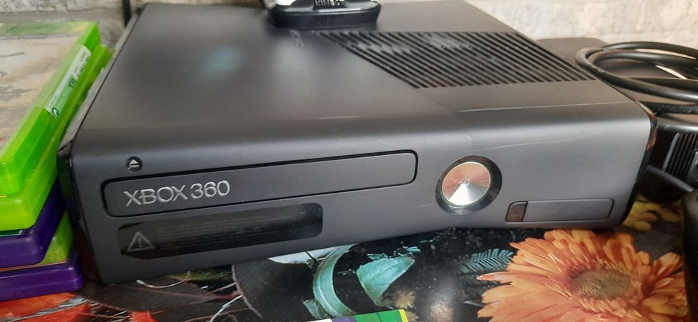 Consola Microsoft Xbox 360, 250GB