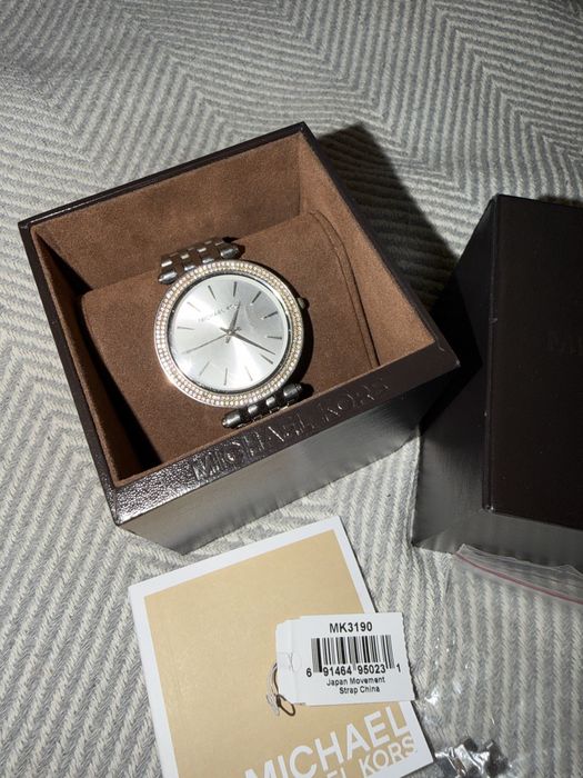 Оригинальные часы Michael Kors, серебристые