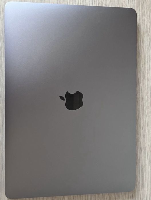 Macbook pro I7 16 gb, 512 ssd, video card radeon