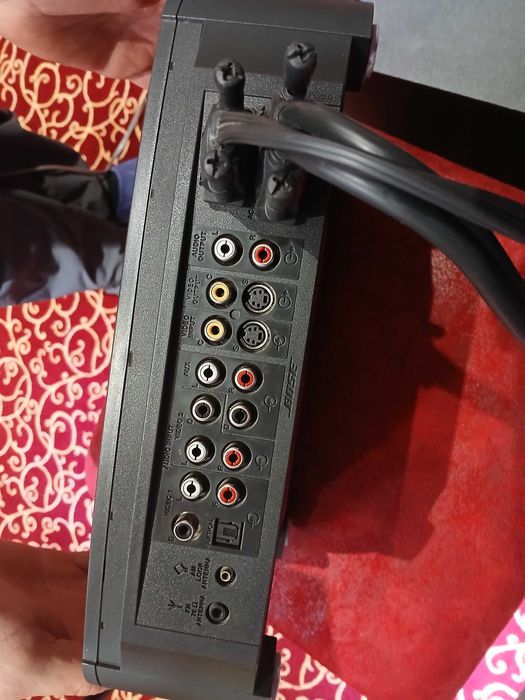 Bose 3-2-1 система за домашно кино