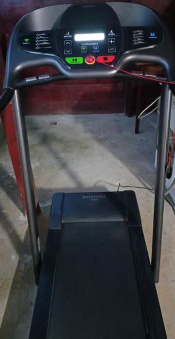 Vand banda de alergat preț 1600 neg