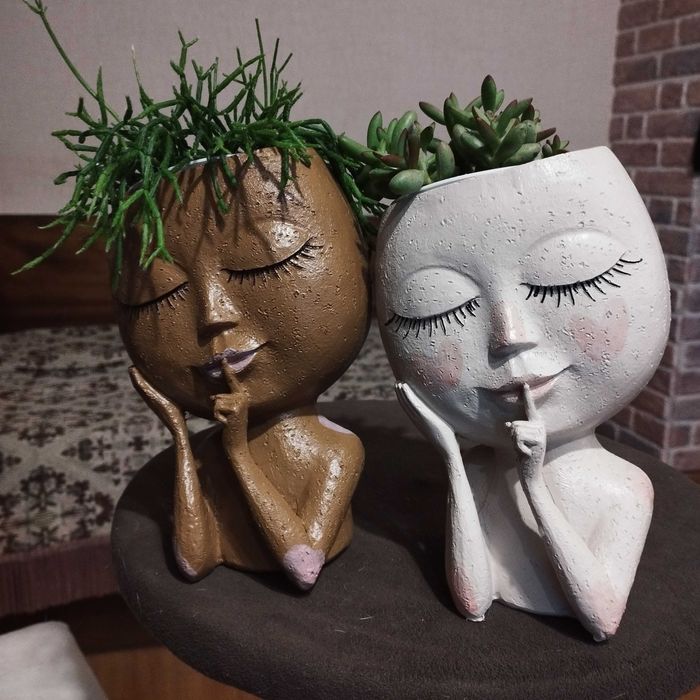 Кашпи момиче, момиче