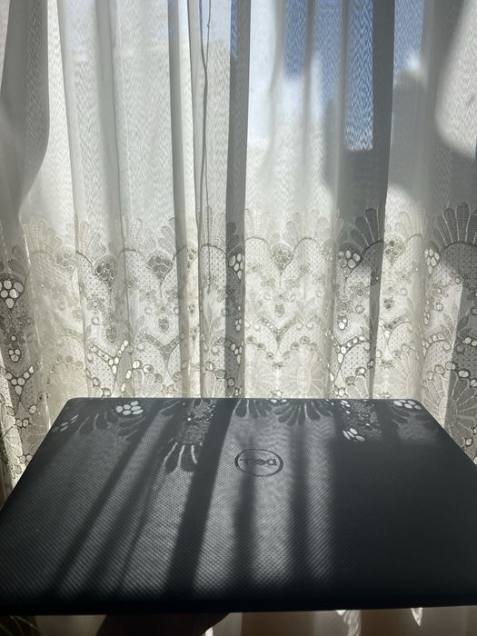 Dell Vostro 15 | Intel i5 | 8GB RAM – Отличен за работа и обучение