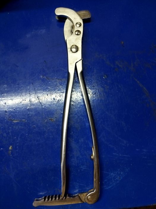 щипцы для костраций лошадей