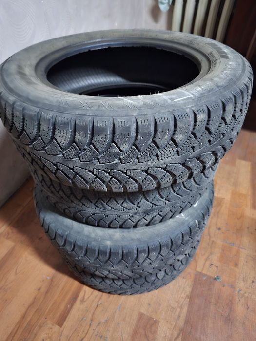 Продам зимние шины R15