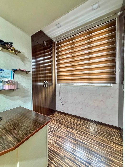 Продается квартира кирпич. ул. Новомосковская 2/2/5 кафе вечер