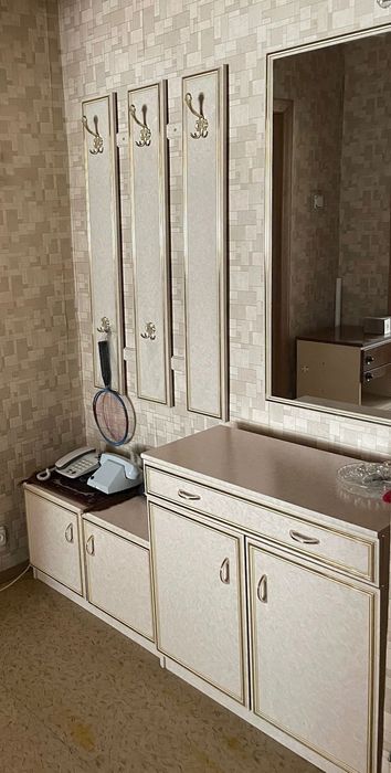 Гарнитур для выходной зоны/прихожей