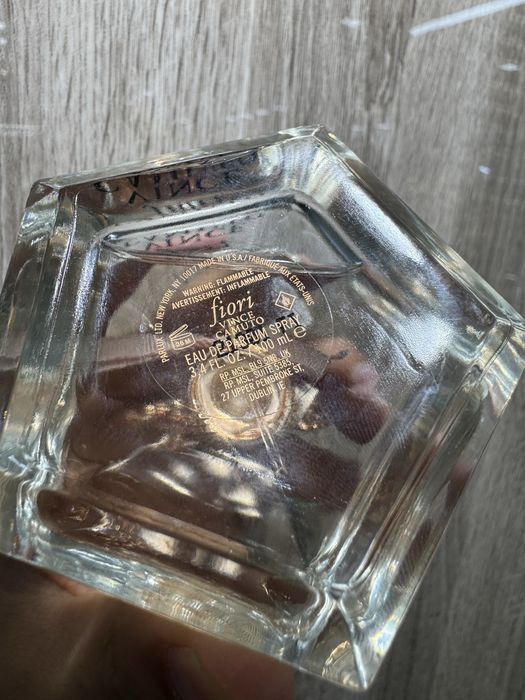 Fiori Vince Camuto