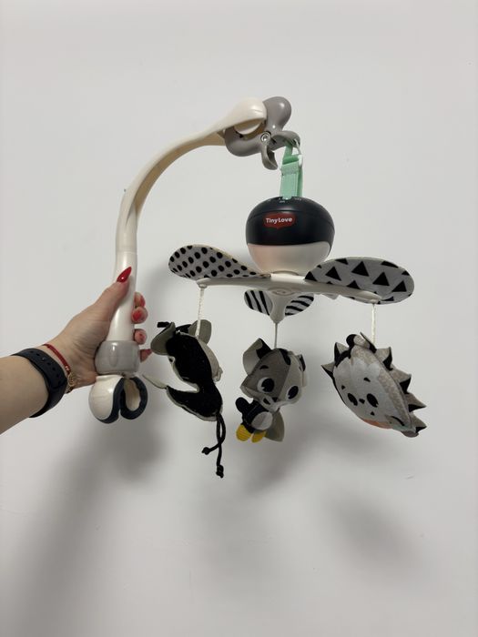 Carusel muzical portabil Tiny Love