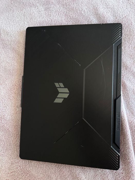 Laptop Gaming ASUS TUF F15 - i5 11400H / RTX 3050 Ti / 16GB RAM / SSD 512GB / 144Hz + Cutie & Cooler