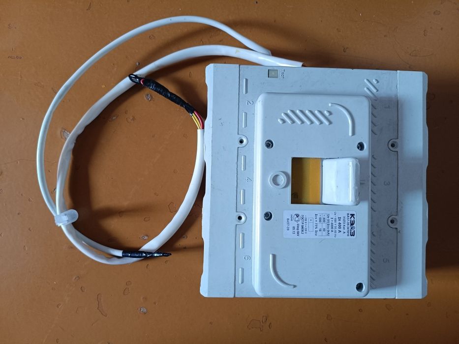 Продам автоматический выключатель на 400А