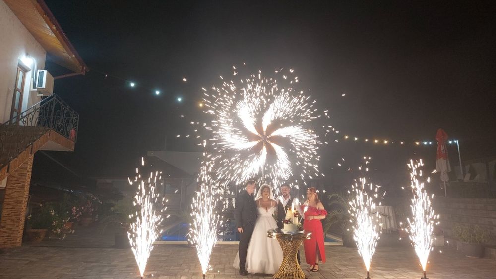 Fum greu dansul mirilor cabina foto artificii