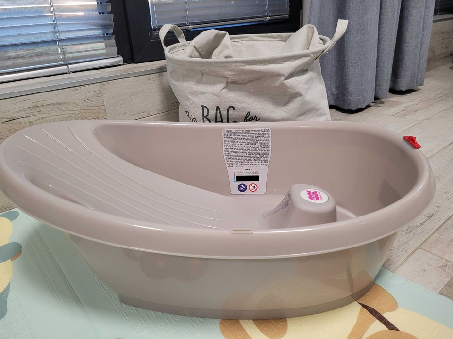 Корито за бебе с вграден термометър