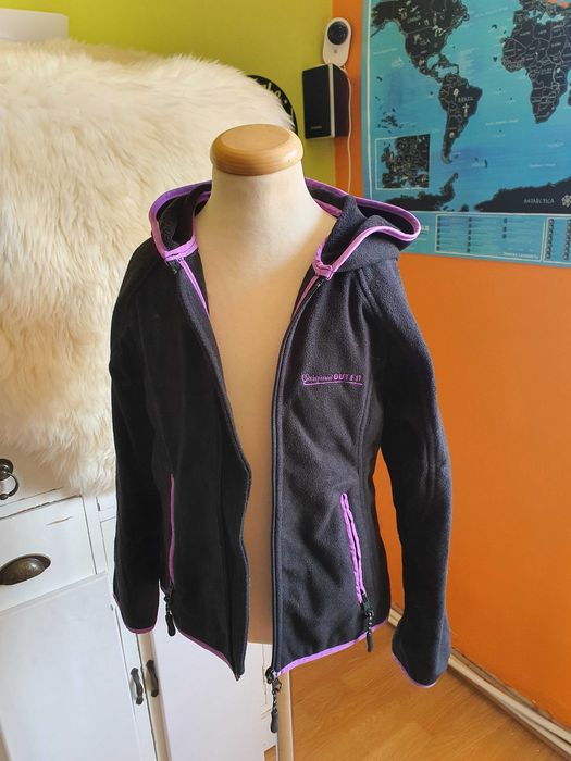 Haina sport anti vant,  impermeabila C&A varsta 7-8 ani