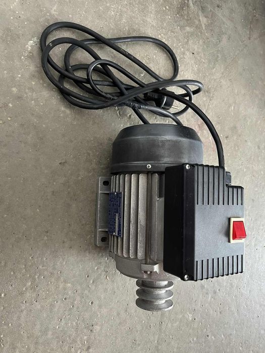 Motor electric  monofazat Nou
