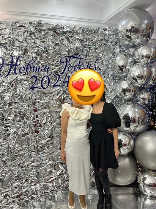 Продам платье белого цвета