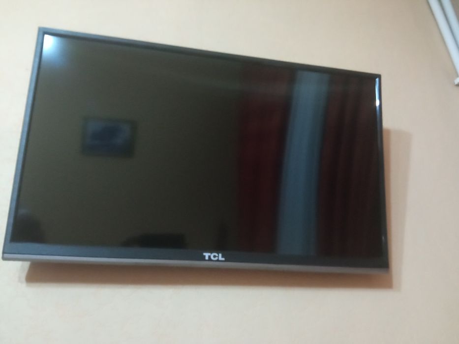 Телевизор TCL 32