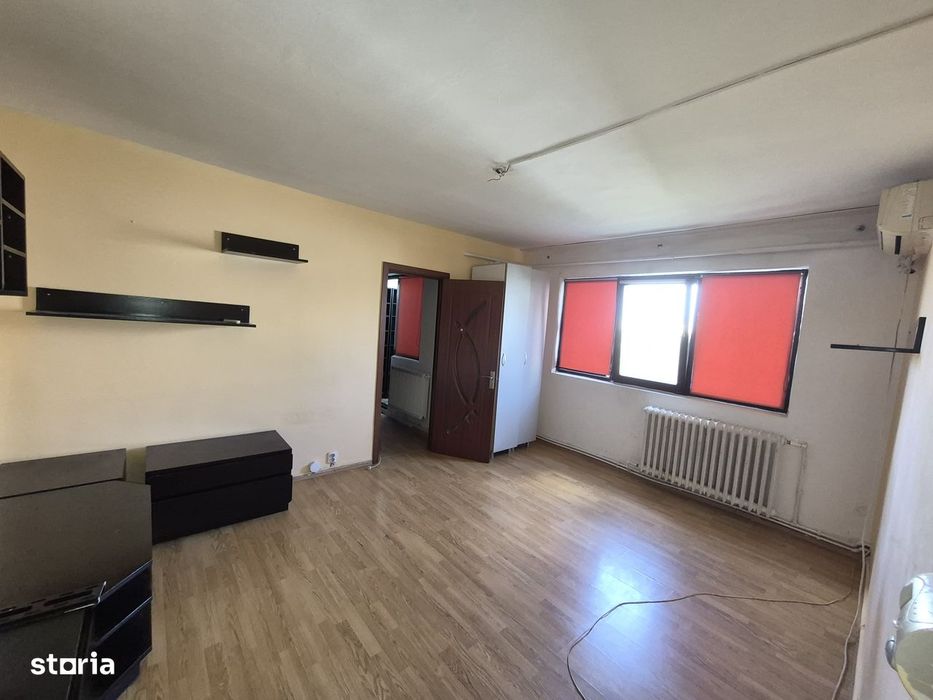 Apartament cu 2 camere nedecomandat zona Mircea cel Bătrân  fără risc