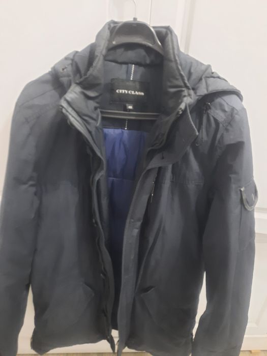 Продам куртку размер 48-50