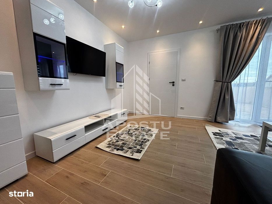 Apartament cu 3 camere,loc de parcare, prima inchiriere, Dumbravita