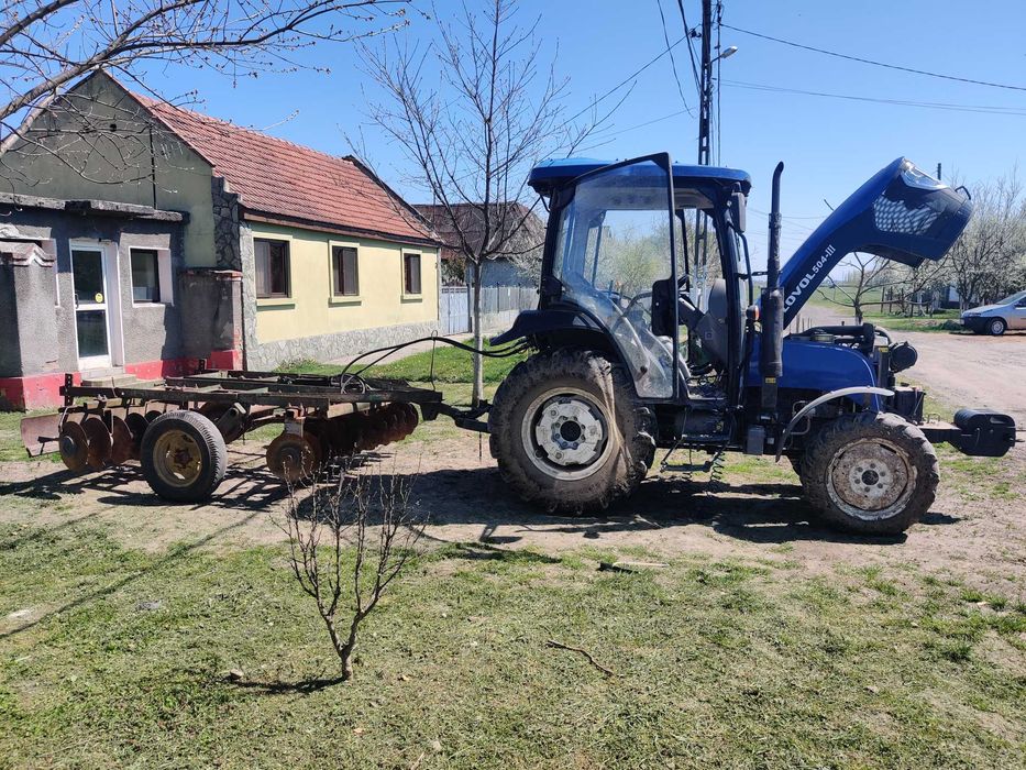Tractor Lovol 504 (4x4) – An 2017 – 1900 Ore – Stare Foarte Bună