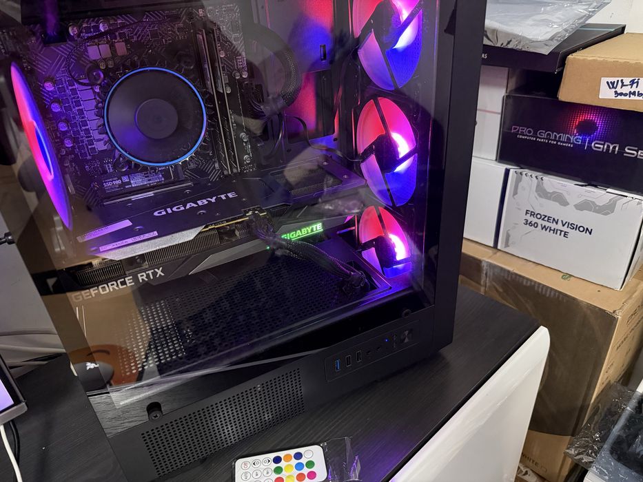 Vand schimb PC Gaming i5 13400 16Gb RTX 4060Ti SSD 500Gb 2 ani Garanti