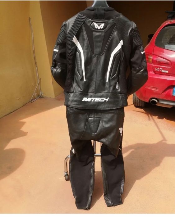 Costum  Motociclist