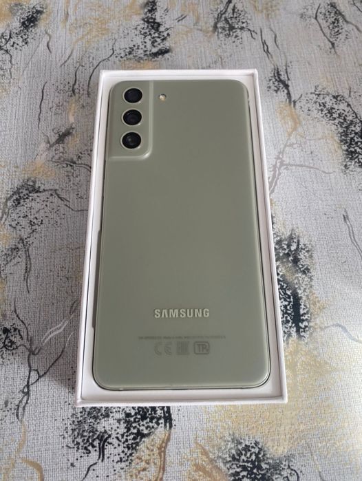 Samsung S 21 Fe 256гб сатылады.