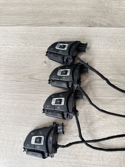 Копчета за волан VW Passat B8 Golf 7 Tiguan Caddy Touareg Touran Up