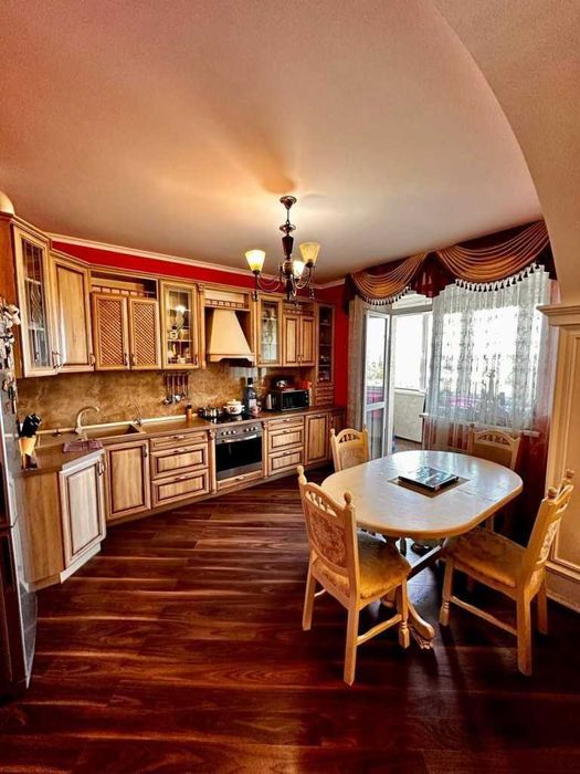 Дава се под наем Двустаен апартамент в София, Зона Б-18 - 65 кв.м за 548.25 € - Снимка #1
