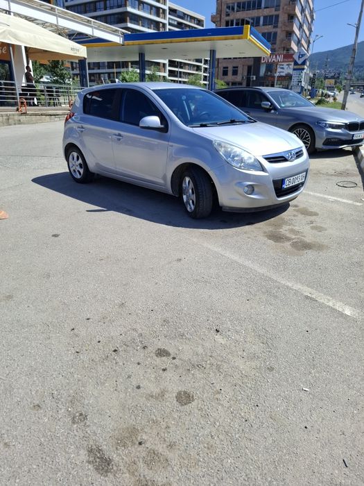 Хюндай i 20  2012г